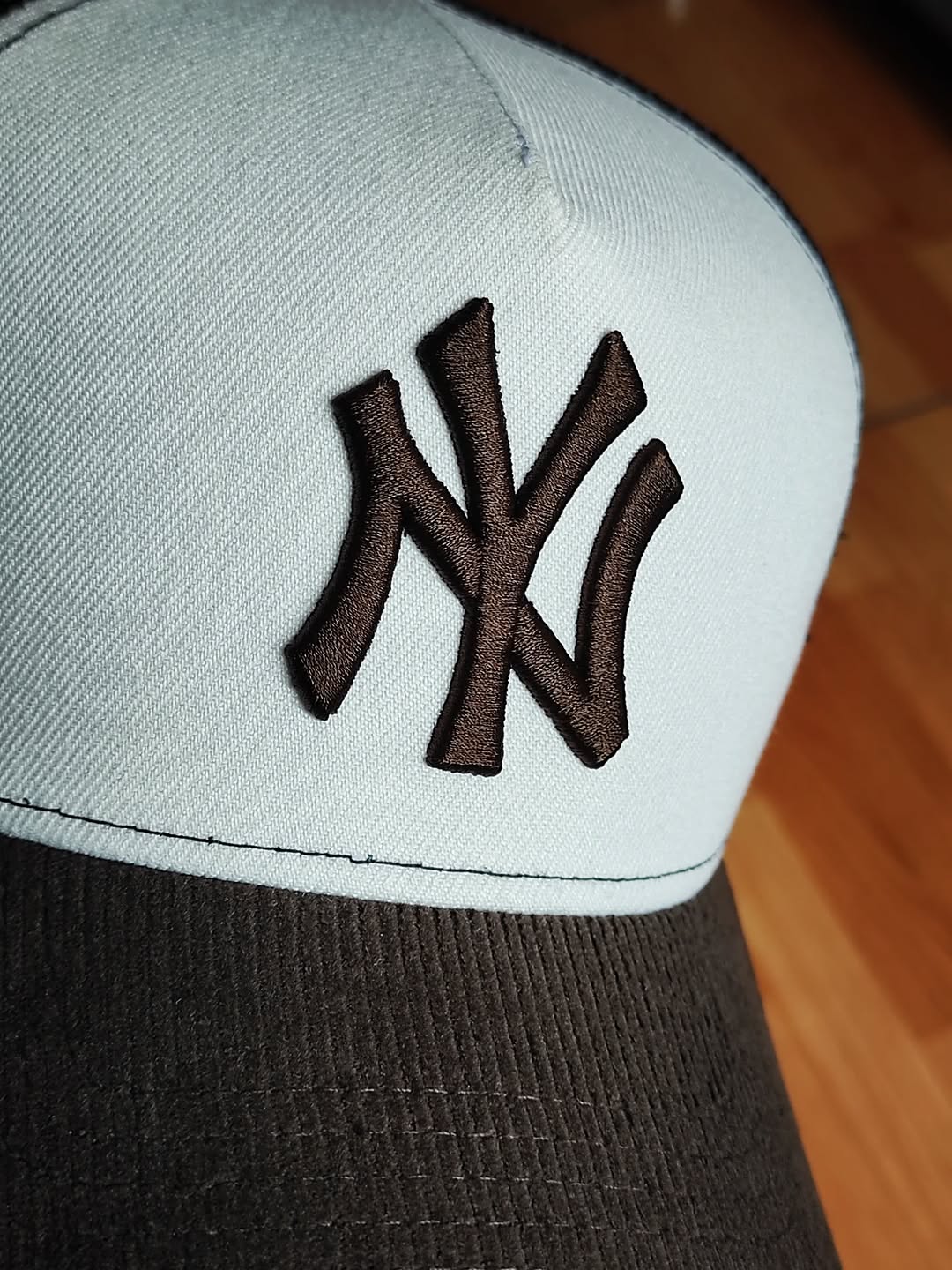 New Era New York Yankees trucker a frame Snapback víscera cord.