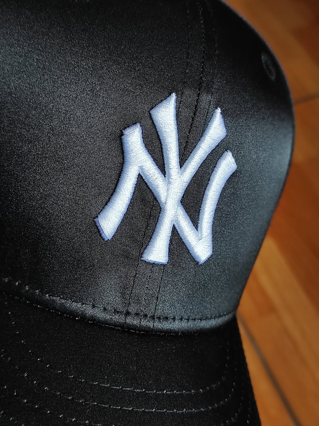 New Era New York Yankees World Series satinada black edition 9FIFTY SNAPBACK