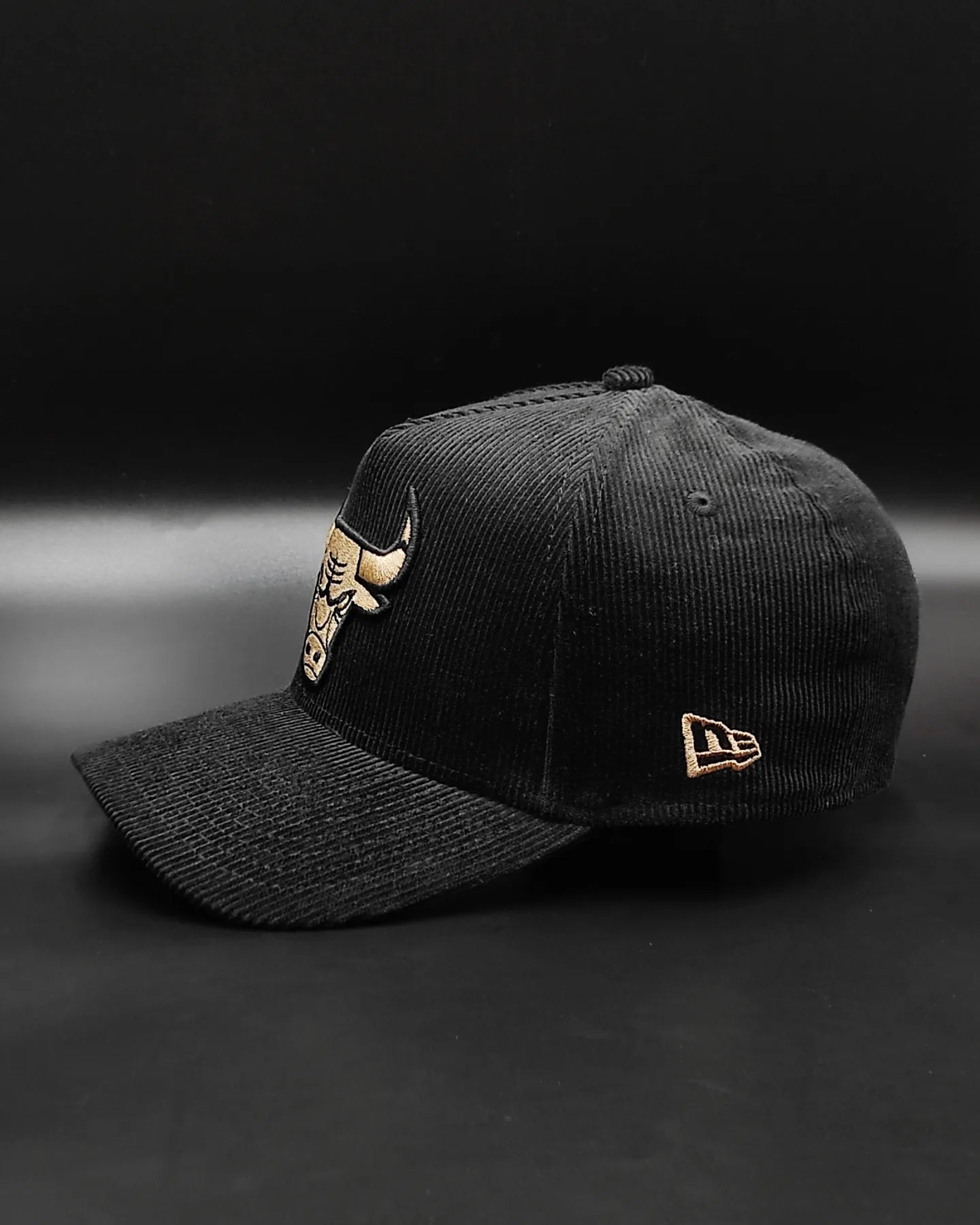 New Era Chicago Bulls "Corduroy Black" 9 Forty A-FRAME snapback