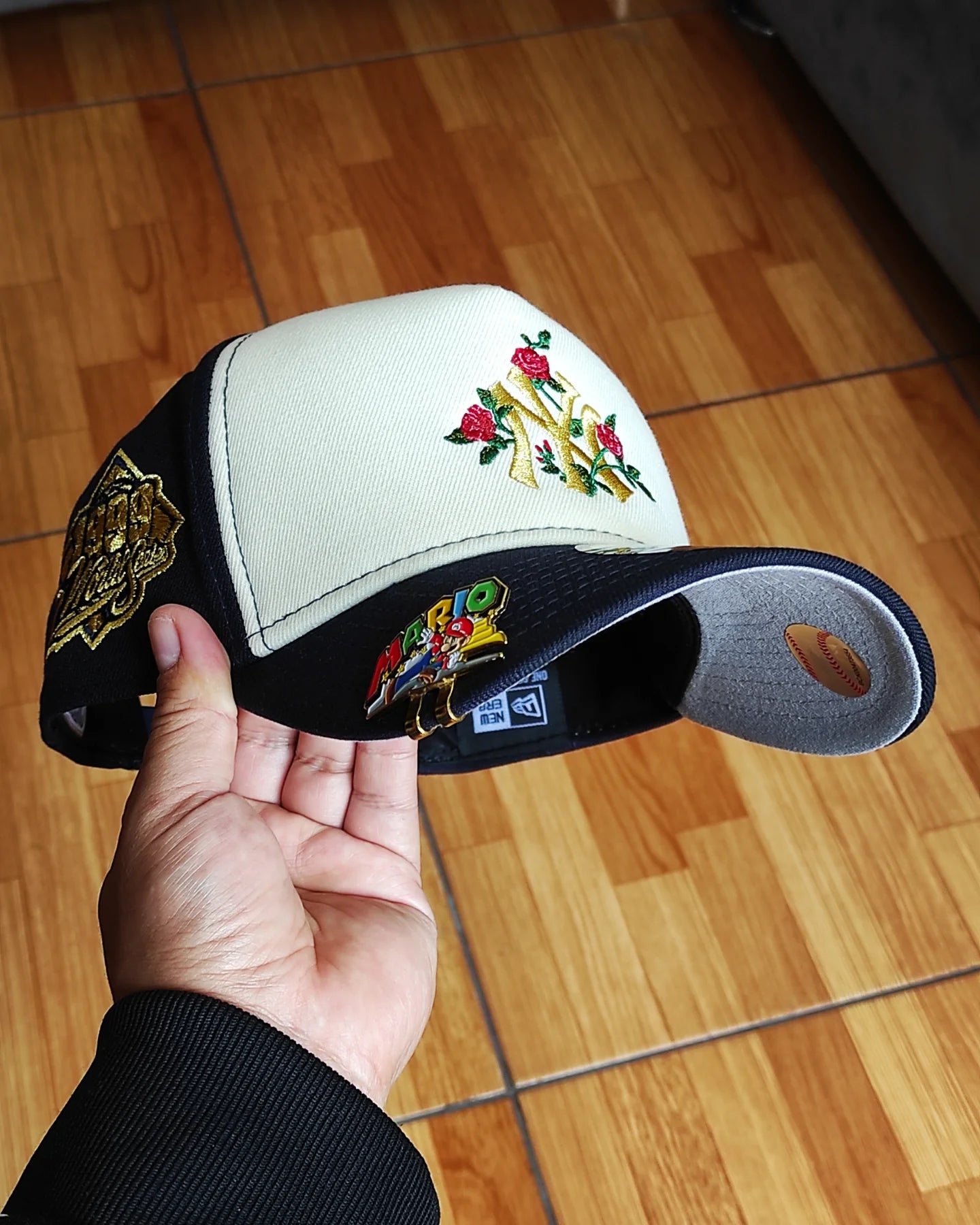 New Era New York Yankees World Series 1999 Gold Navy Two Tone A Frame 9Forty Snapback Hat