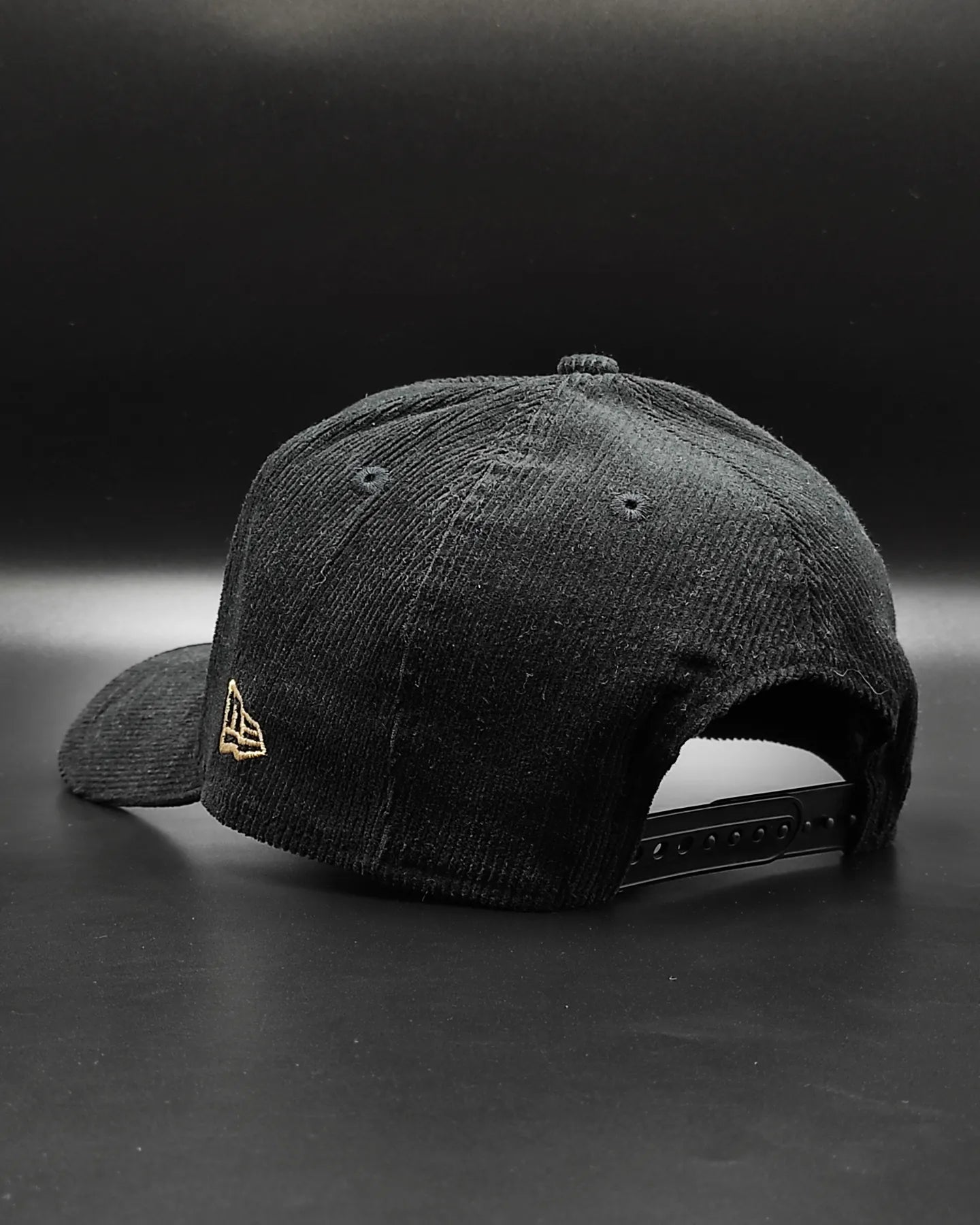 New Era Chicago Bulls "Corduroy Black" 9 Forty A-FRAME snapback