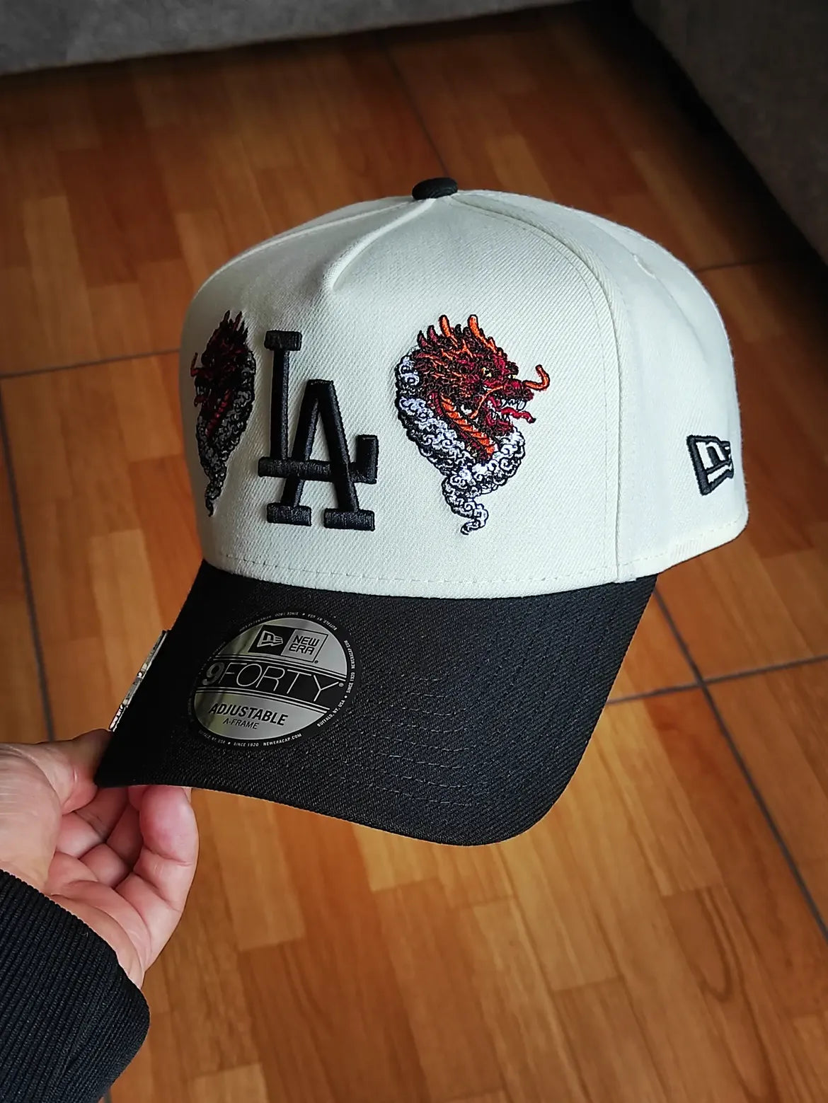 New Era Los Angeles Dodgers World Series 2025 Dragon Chrome Two Tone Edition 9Forty A Frame Snapback Hat