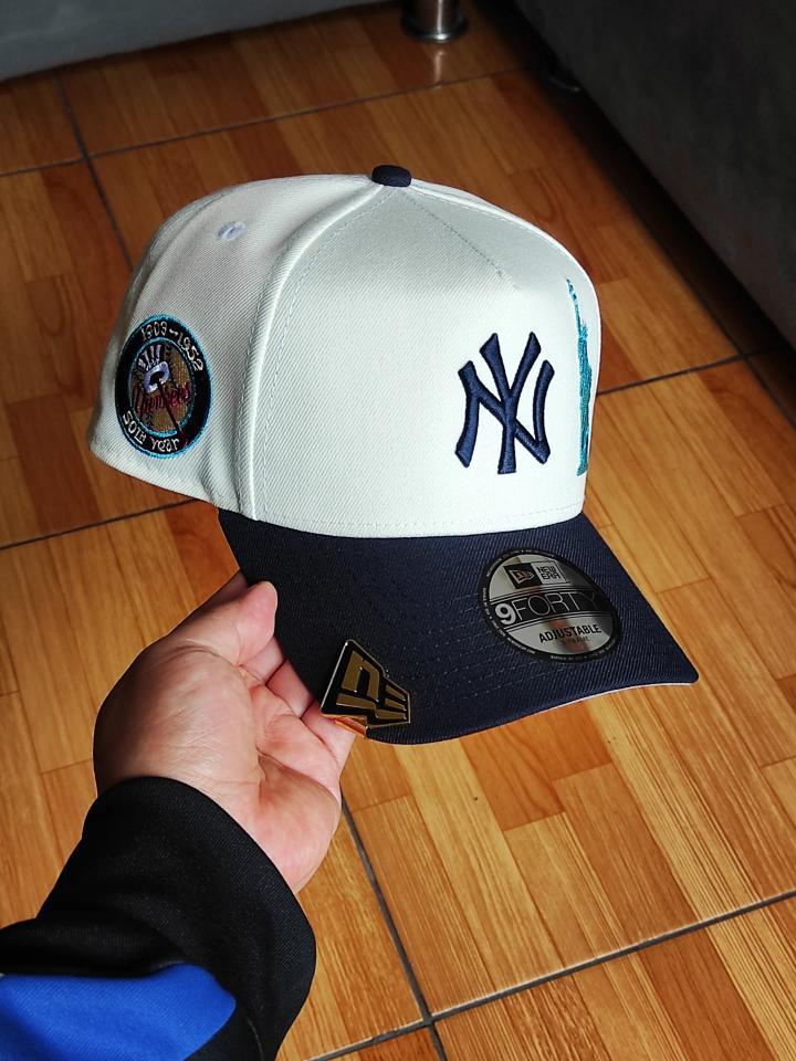 New Era New York Yankees 50th ANNIVERSARY chrome navy 9FORTY A-Frame Frame Snapback