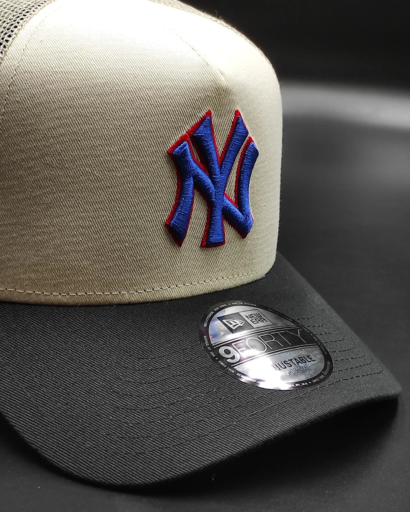 New Era New York Yankees 9Forty A-FRAME Trucker Snapback