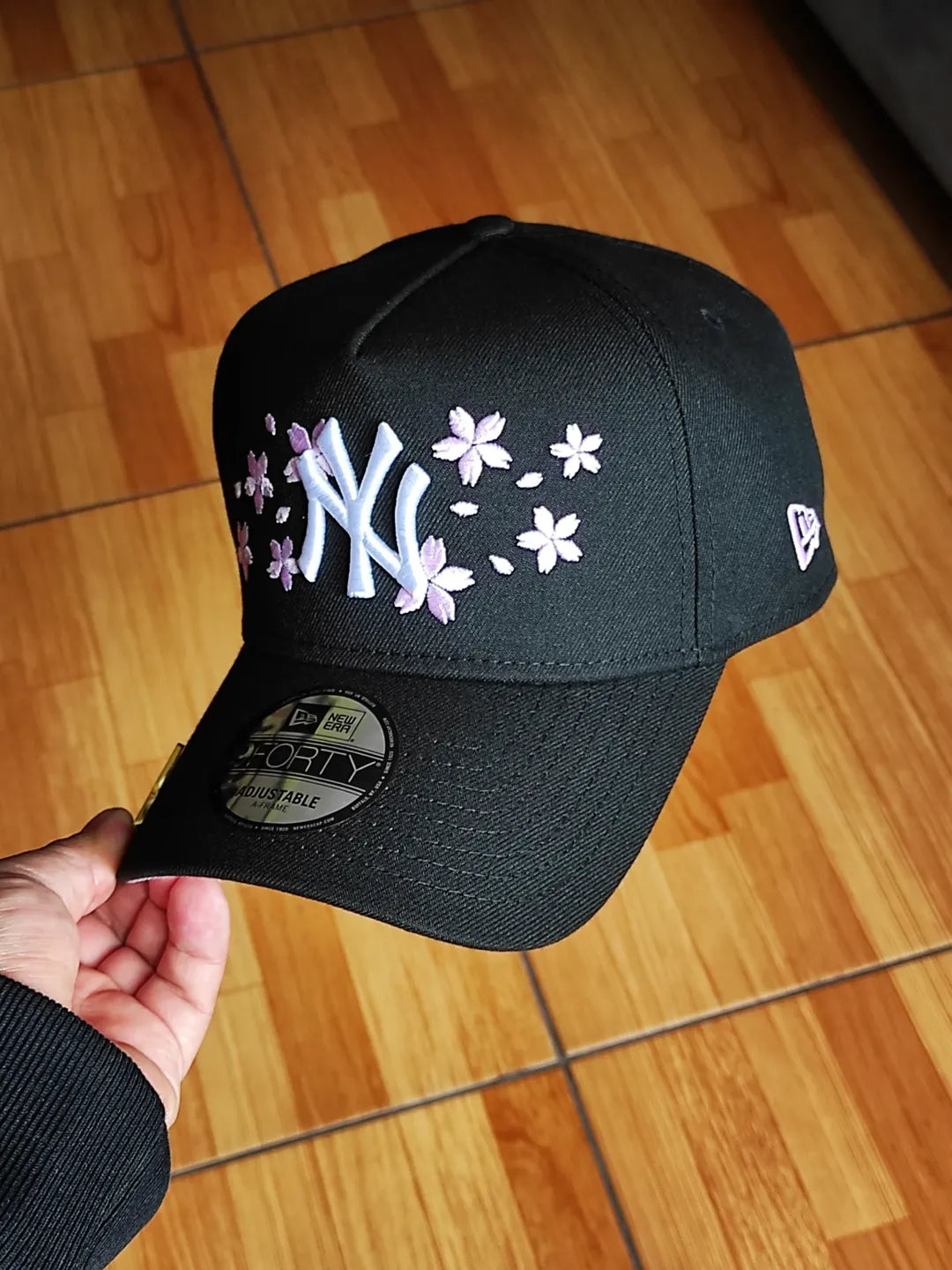 New Era New York Yankees world series cherry Blossom🌸  BLACK 9forty a frame