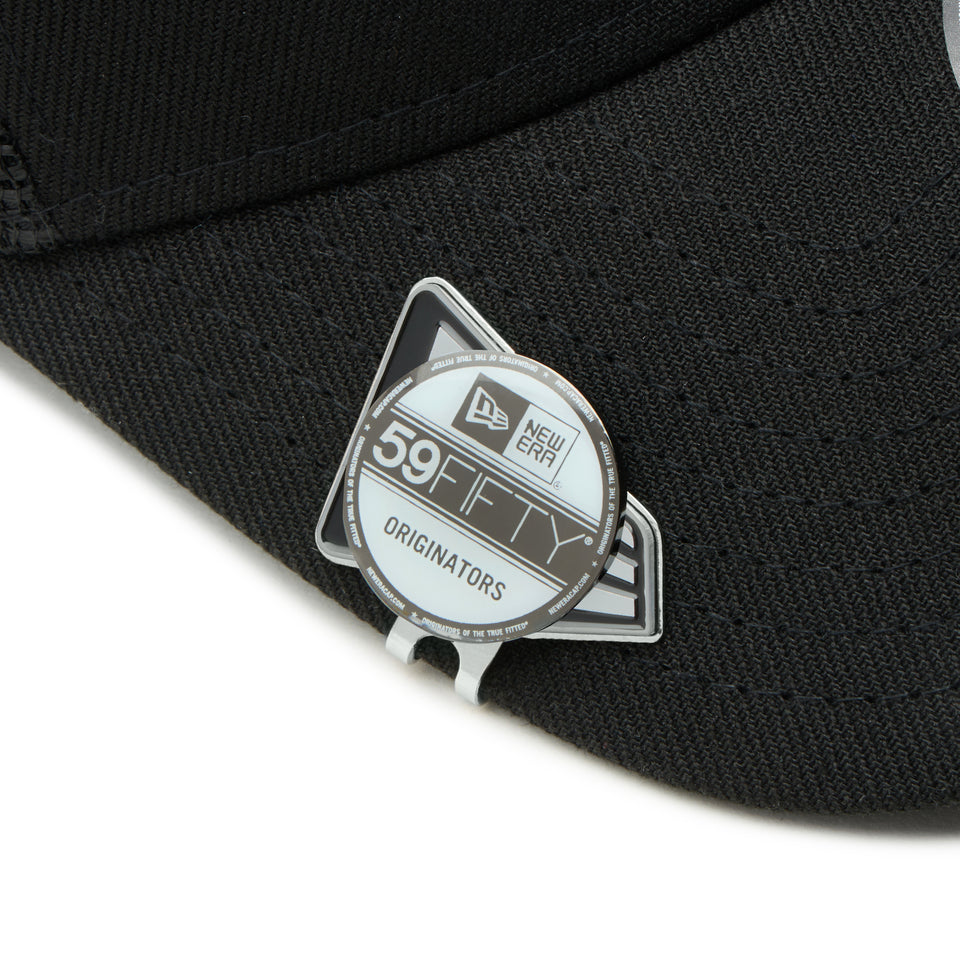 New Era Flag Metallic Silver Pin