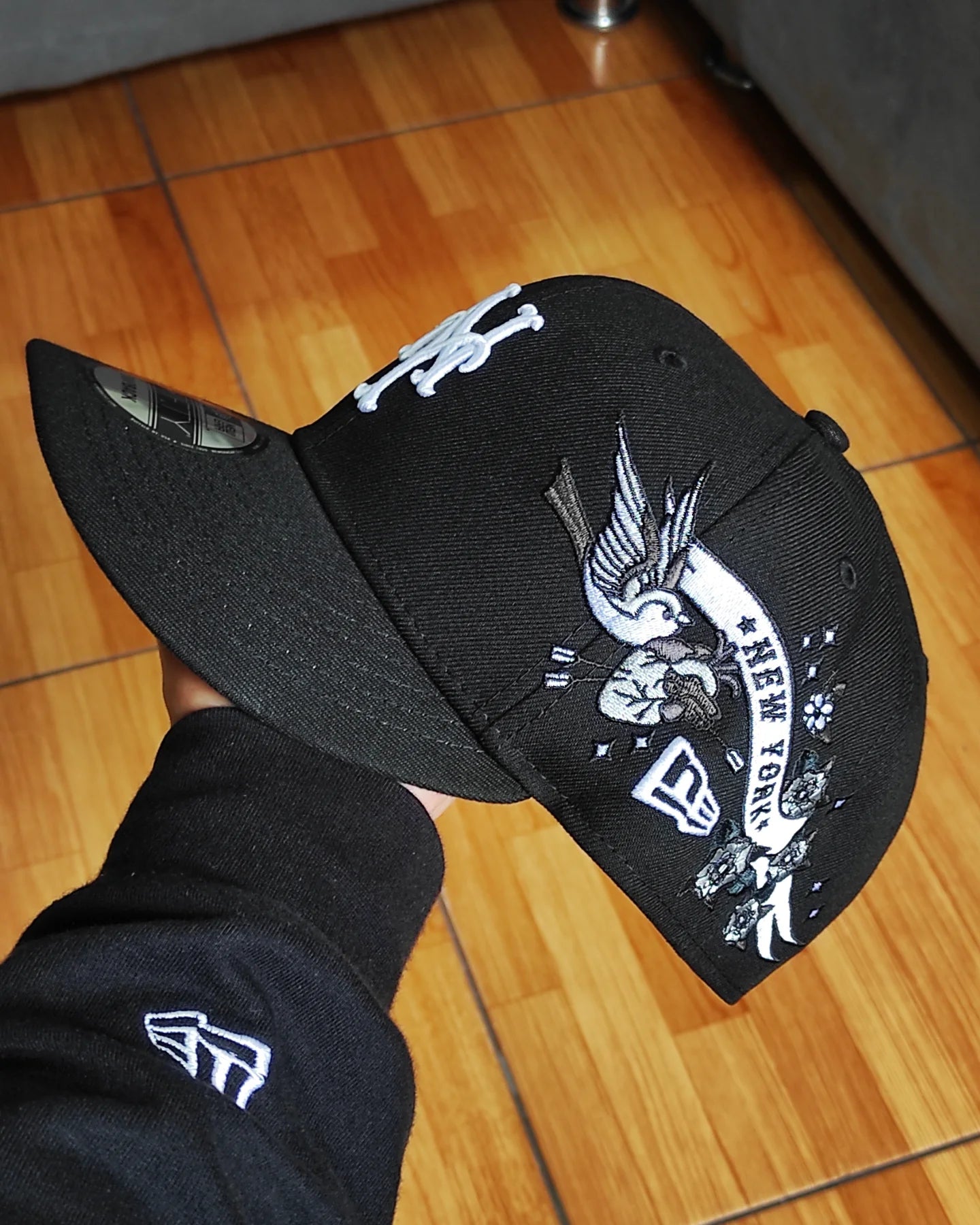 New York Mets Gray Bottom City Art Side Patch New Era 9Fifty Snapback - Black