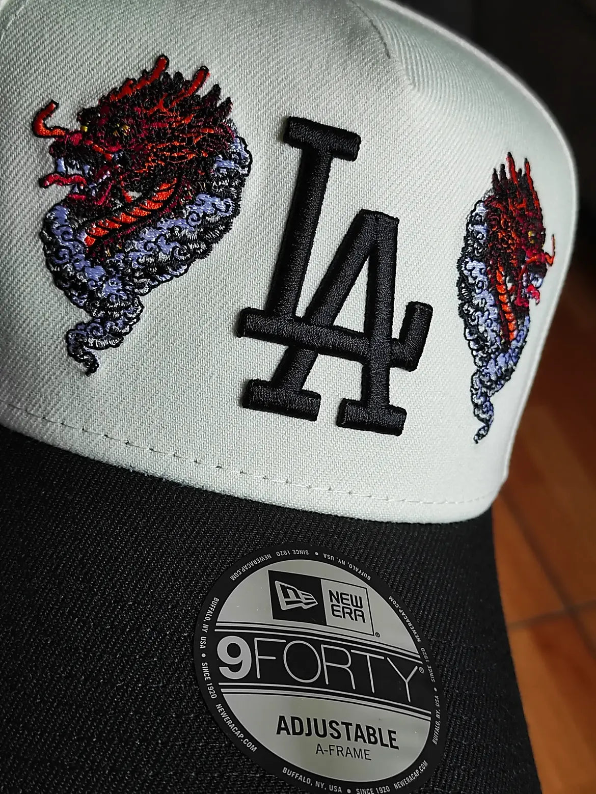New Era Los Angeles Dodgers World Series 2025 Dragon Chrome Two Tone Edition 9Forty A Frame Snapback Hat