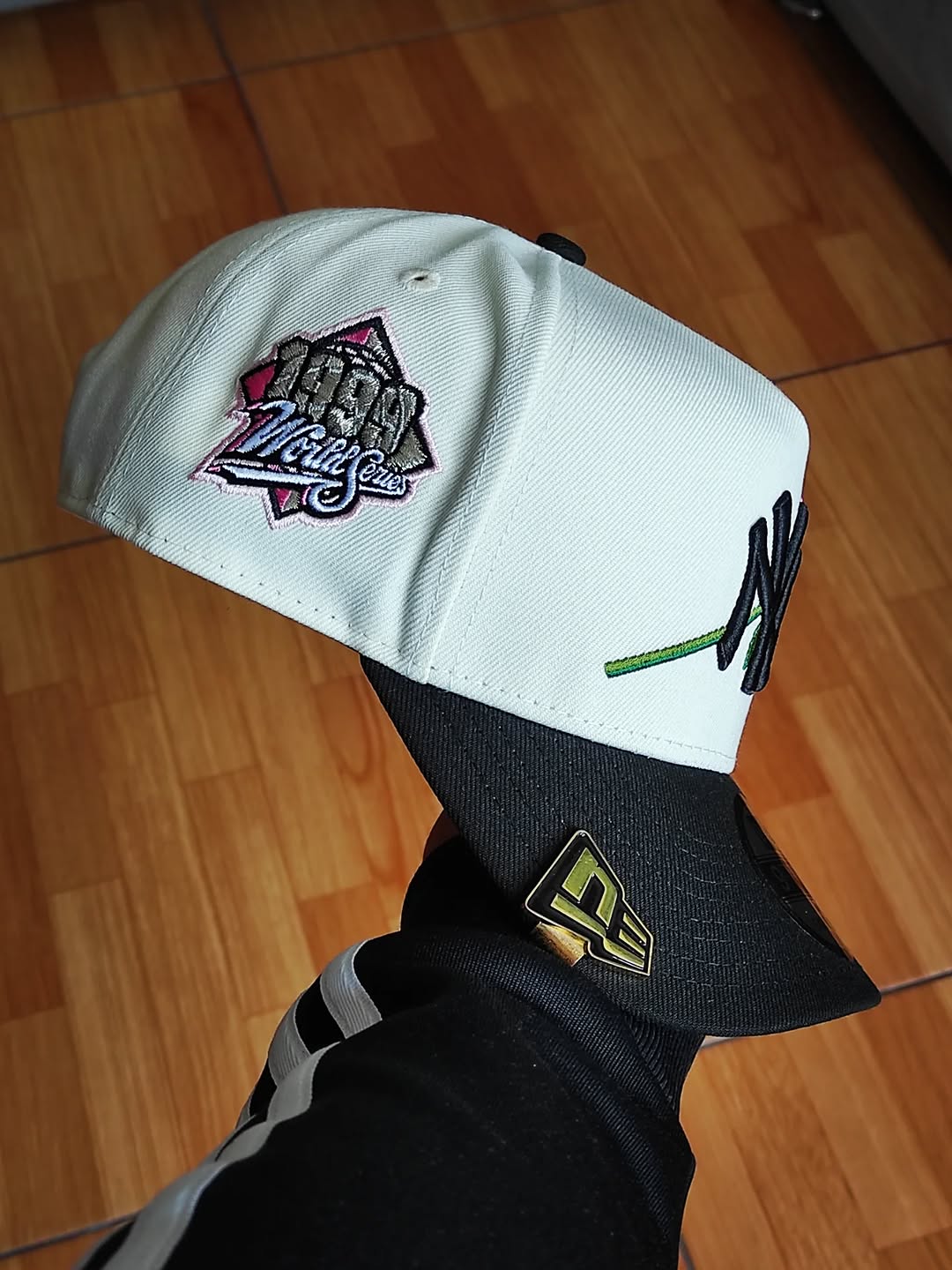 9FIFTY A-Frame New Era New York Yankees World Series 1999 Chrome Black Snapback