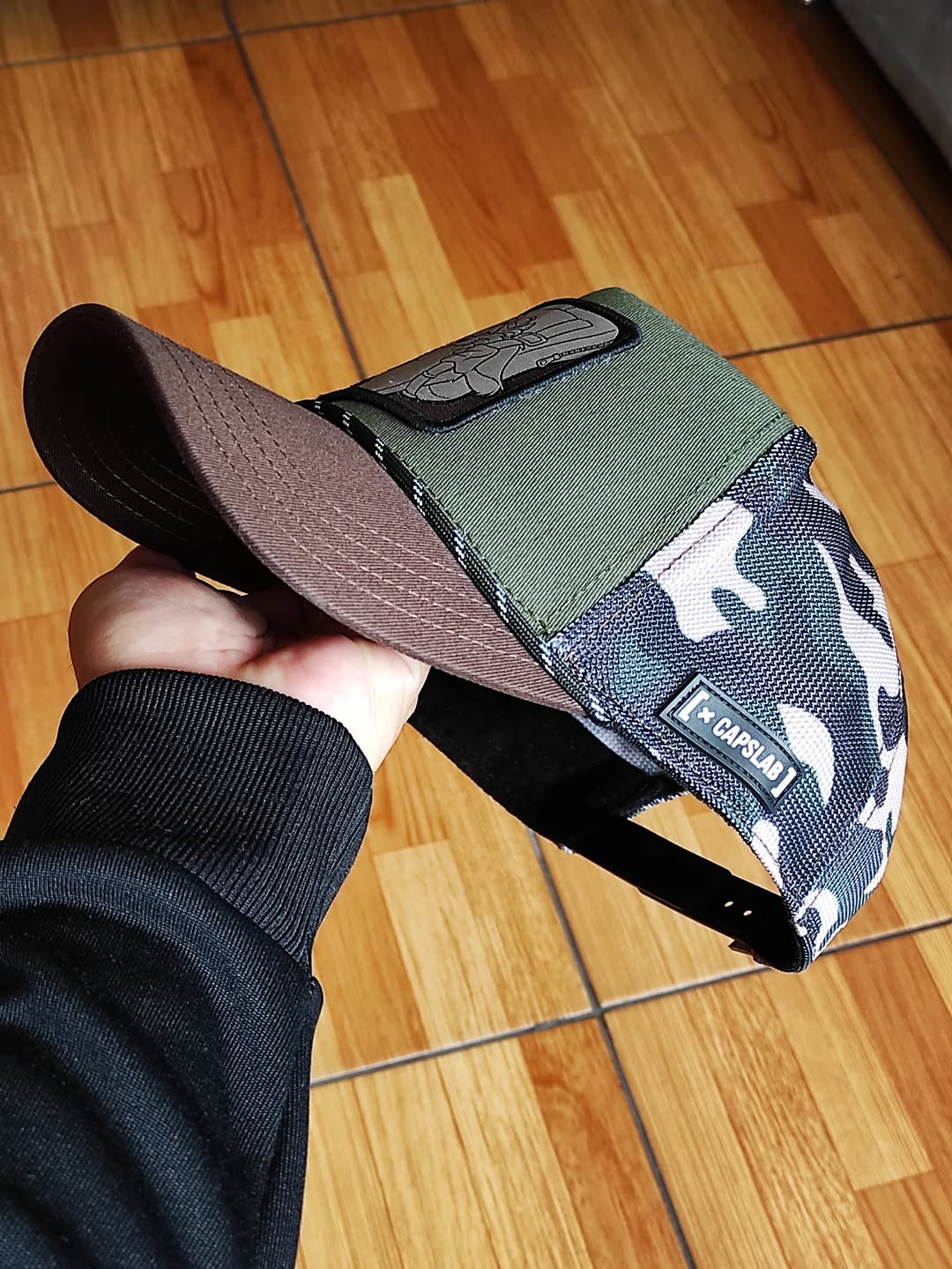 Trucker multicolor Diablo de Tasmania Looney Tunes de Capslab