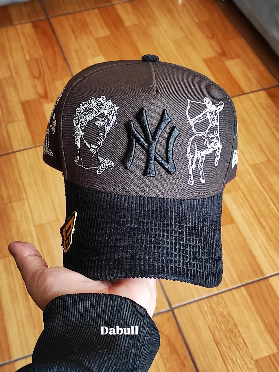New era New York Yankees MYTHICAL two toned 9FORTY A-FRAME HAT