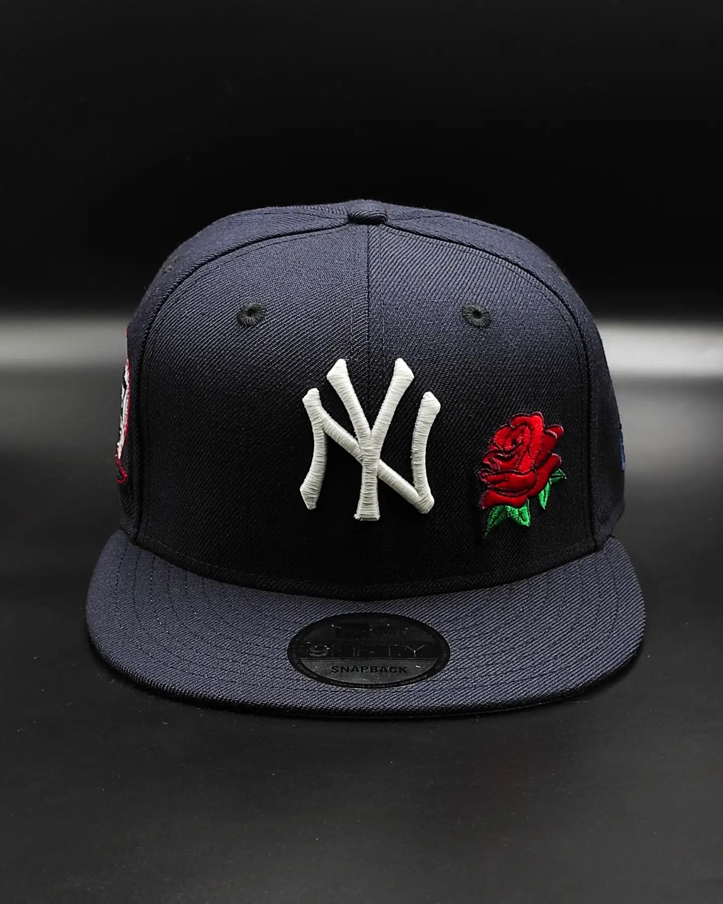 New Era New York Yankees 27world champions colección rose🌹navy 9fifty Snapback - glow in the dark 🔦