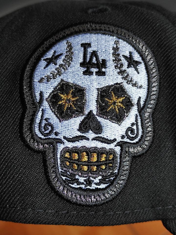 New Era Los Angeles Dodgers skull ☠️ Black  Edition 9Forty A Frame Snapback
