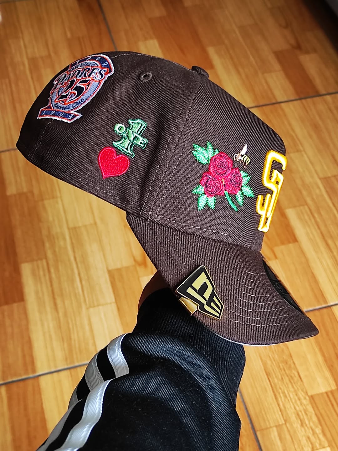 New Era San Diego Padres 'One ♥️' 9FORTY A-Frame Snapback