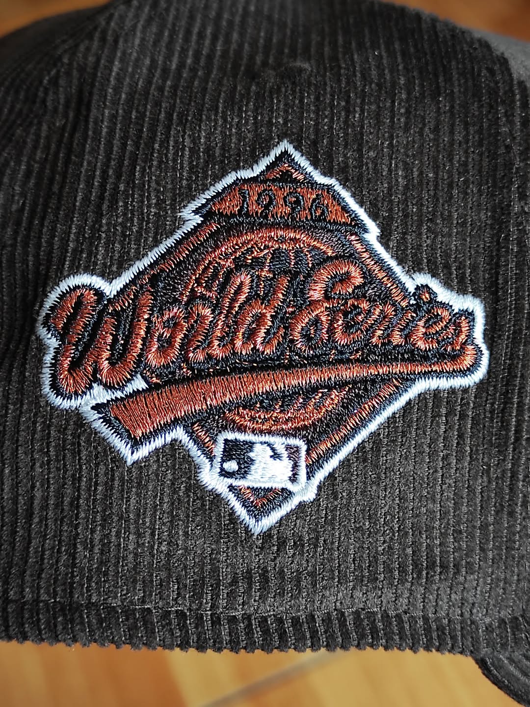 New era New York Yankees World Series 1996 Brown cord. 9FORTY A-FRAME Snapback