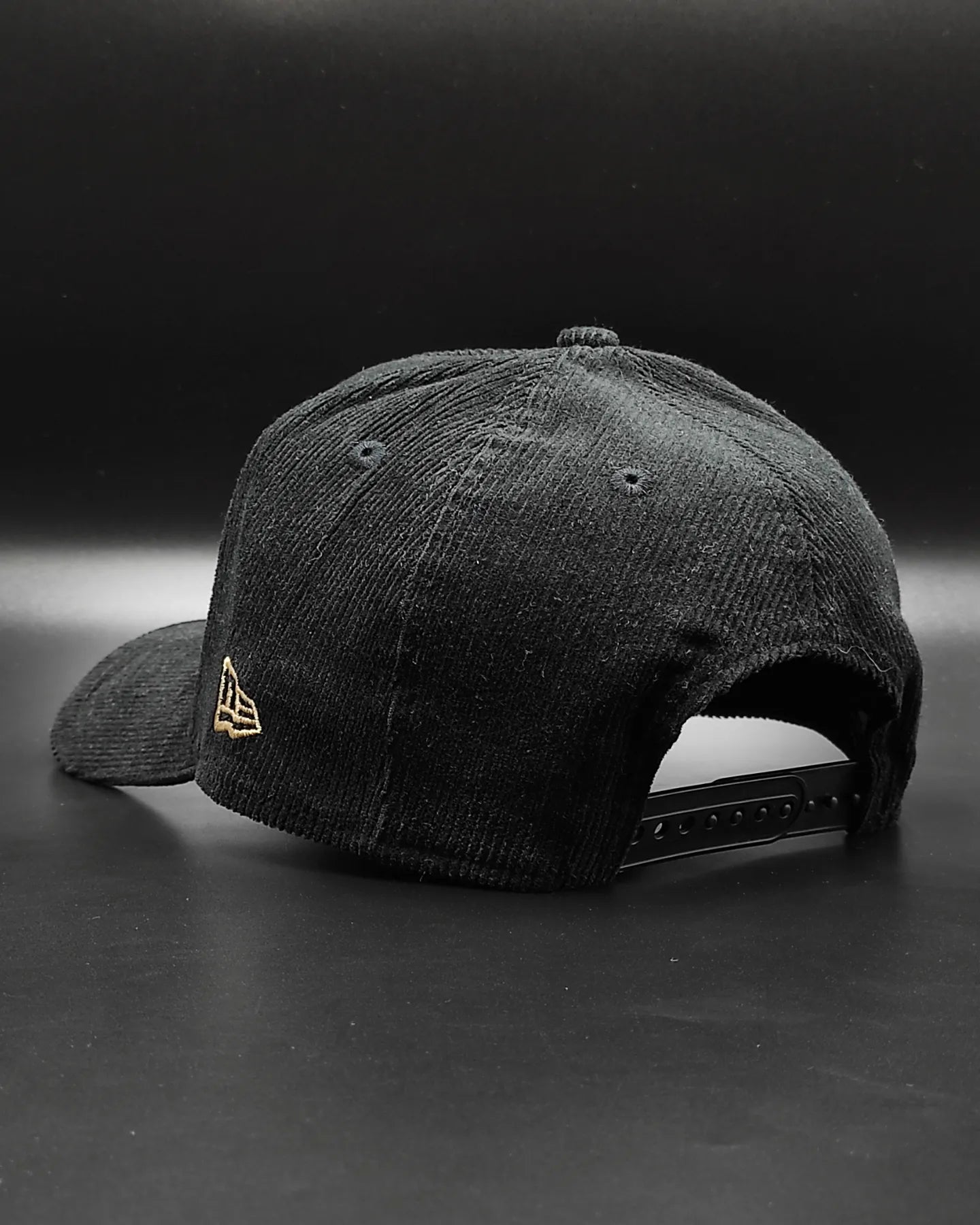 New Era Atlanta braves"Corduroy Black" 9 Forty A-FRAME snapback