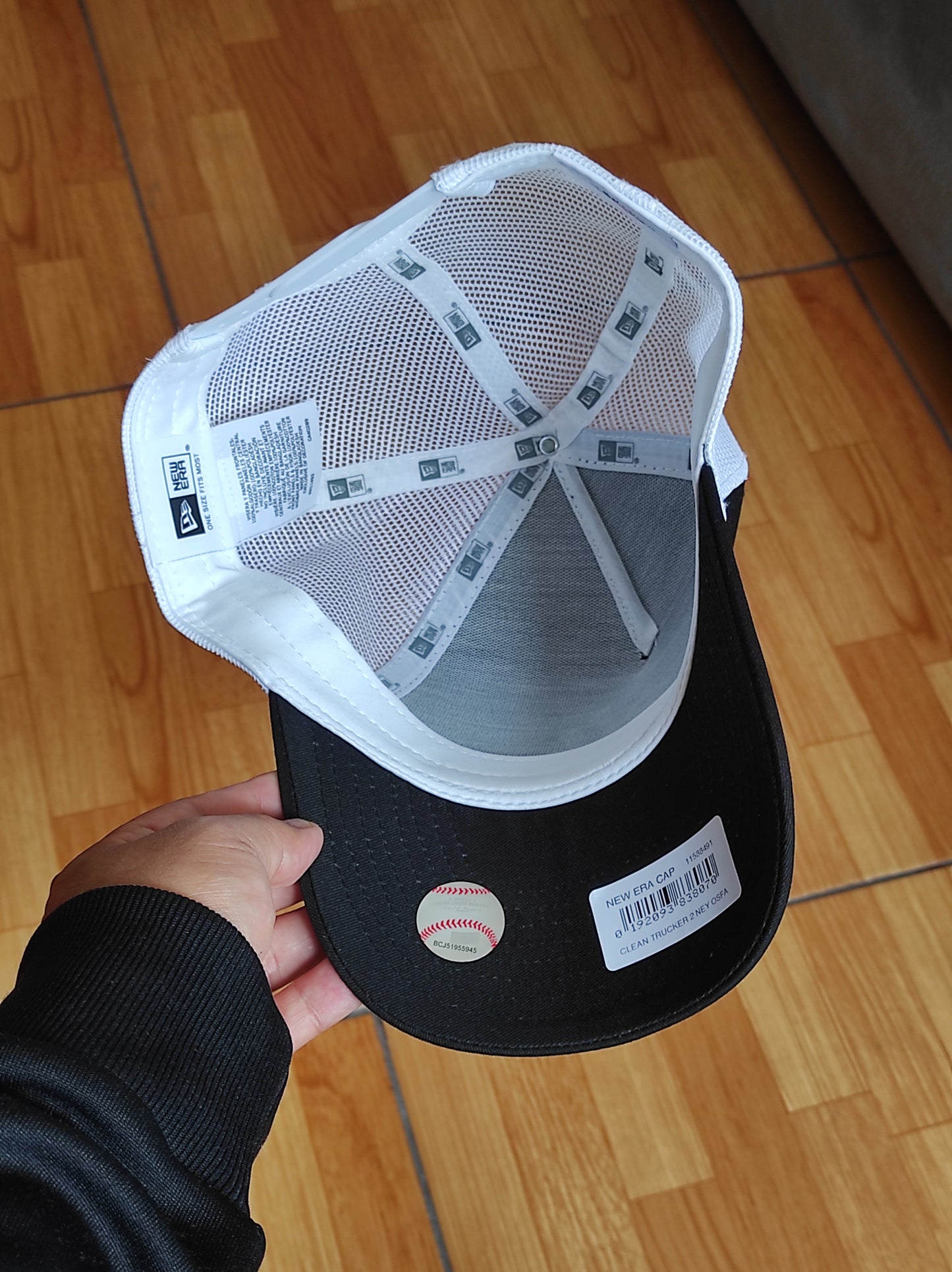 New Era Los Angeles Dodgers black white Trucker a-frame