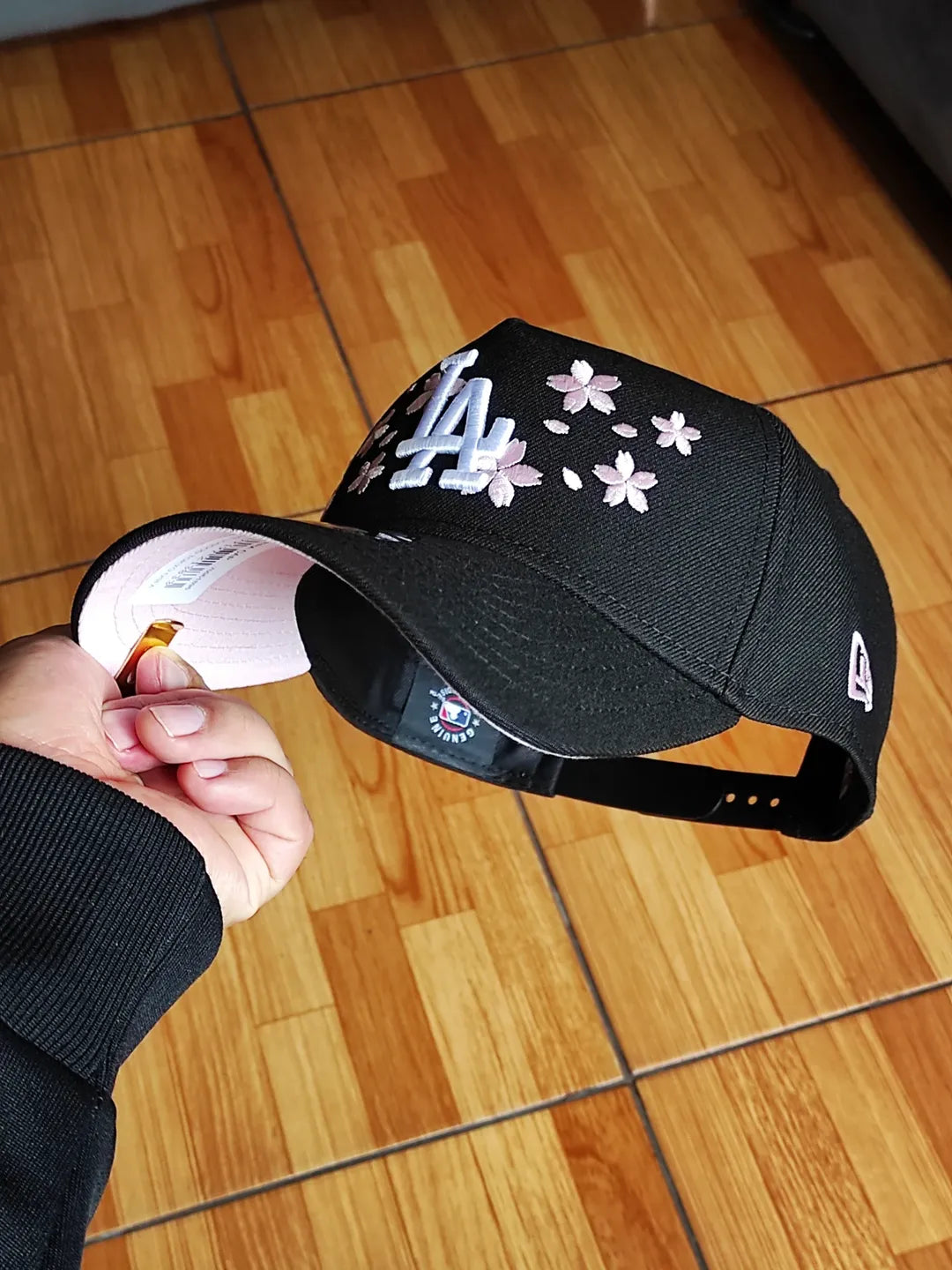 New Era Los Angeles Dodgers cherry Blossom🌸 Tokyo series 2025 BLACK 9forty a frame