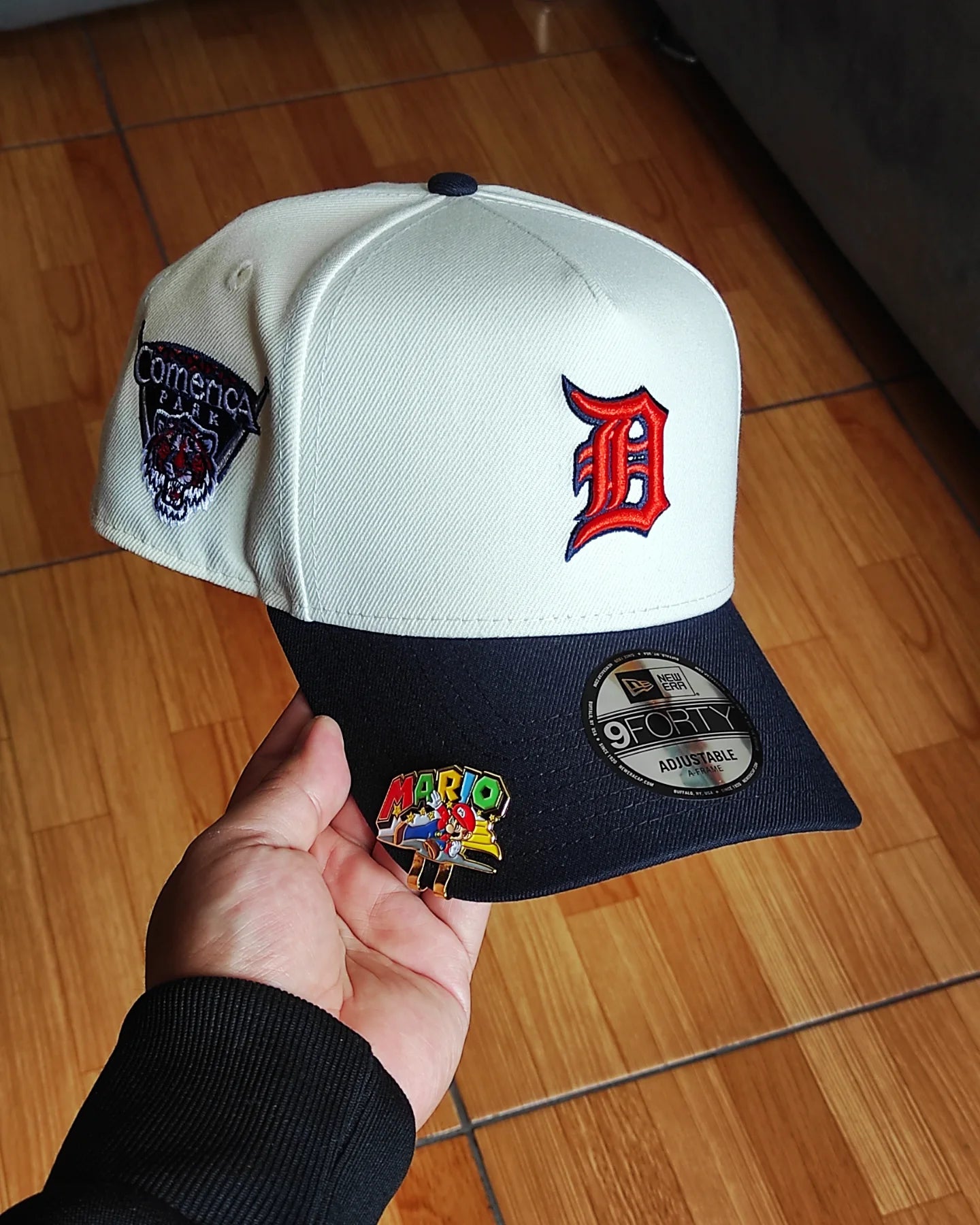 New Era Detroit Tigers comerica park tow tone Chrome baby  9forty A-FRAME