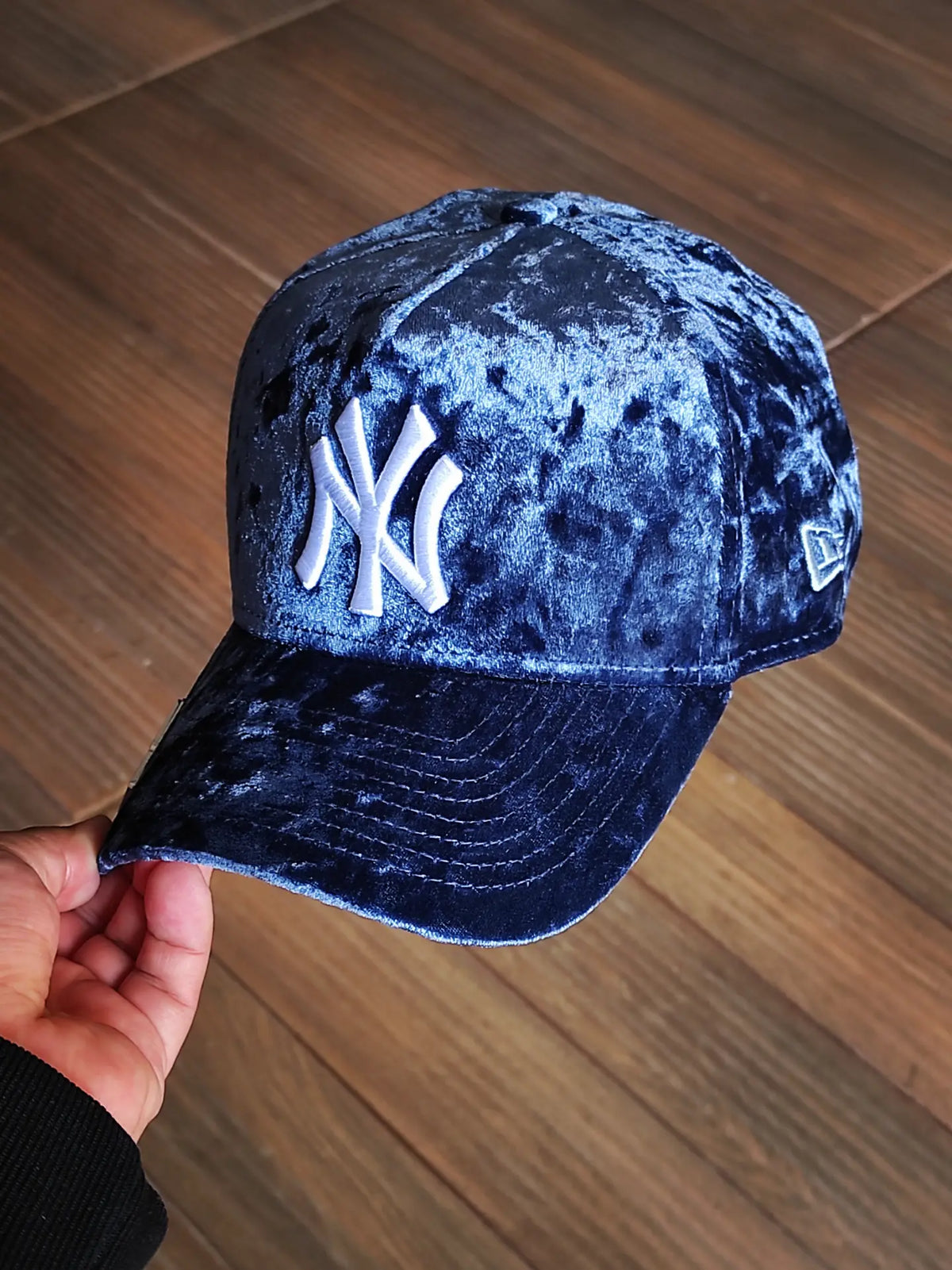 New era new York Yankees World series 1999 velvet 9FORTY A-FRAME Snapback