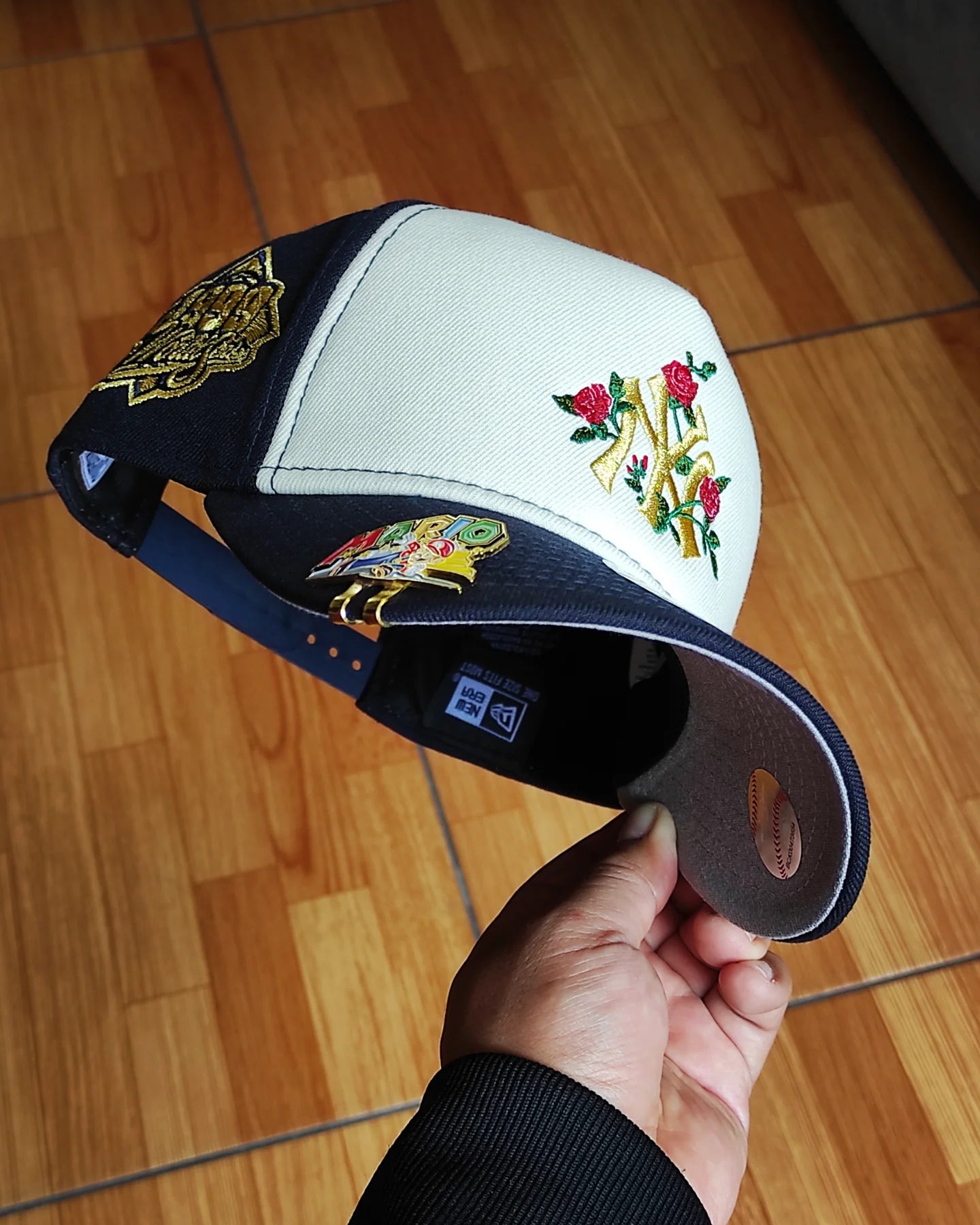 New Era New York Yankees World Series 1999 Gold Navy Two Tone A Frame 9Forty Snapback Hat