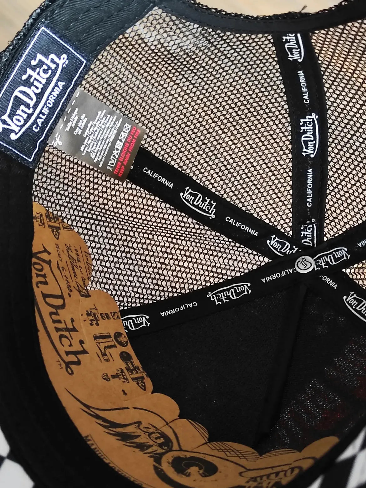 Gorra Vondutch trucker multicolor negra