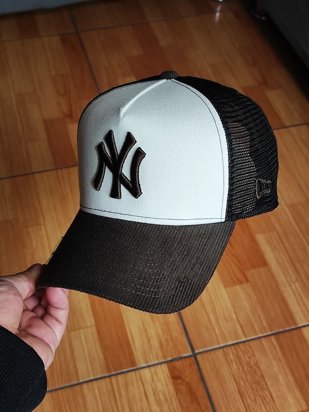 New Era New York Yankees trucker a frame Snapback víscera cord.