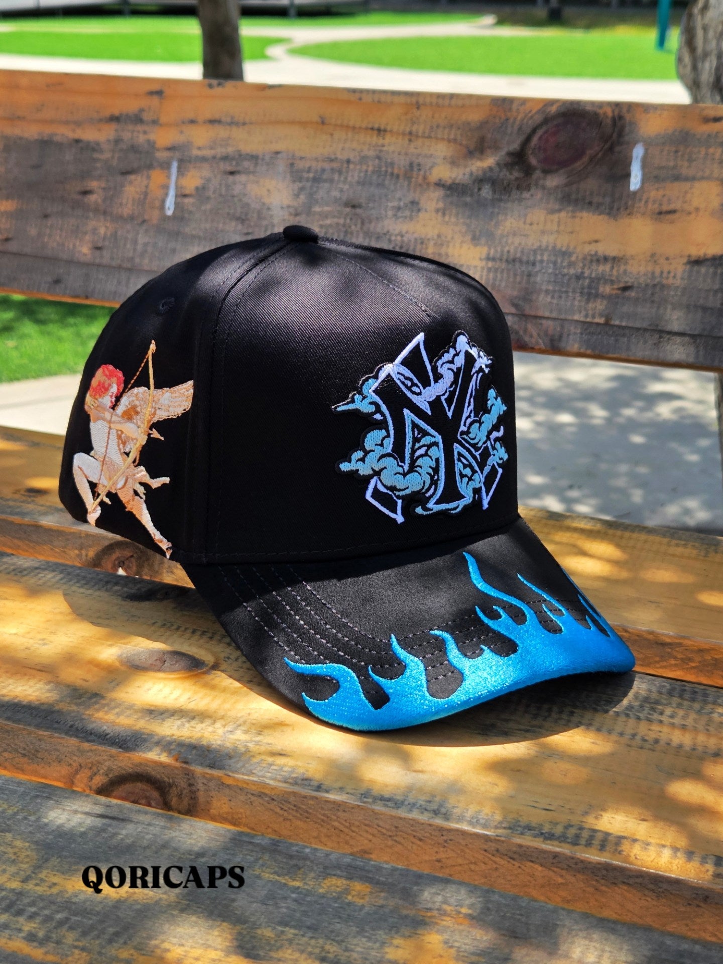 Gorra Qori Caps coleccion Cloud☁️ & Yankees🔥 a-frame Snapback