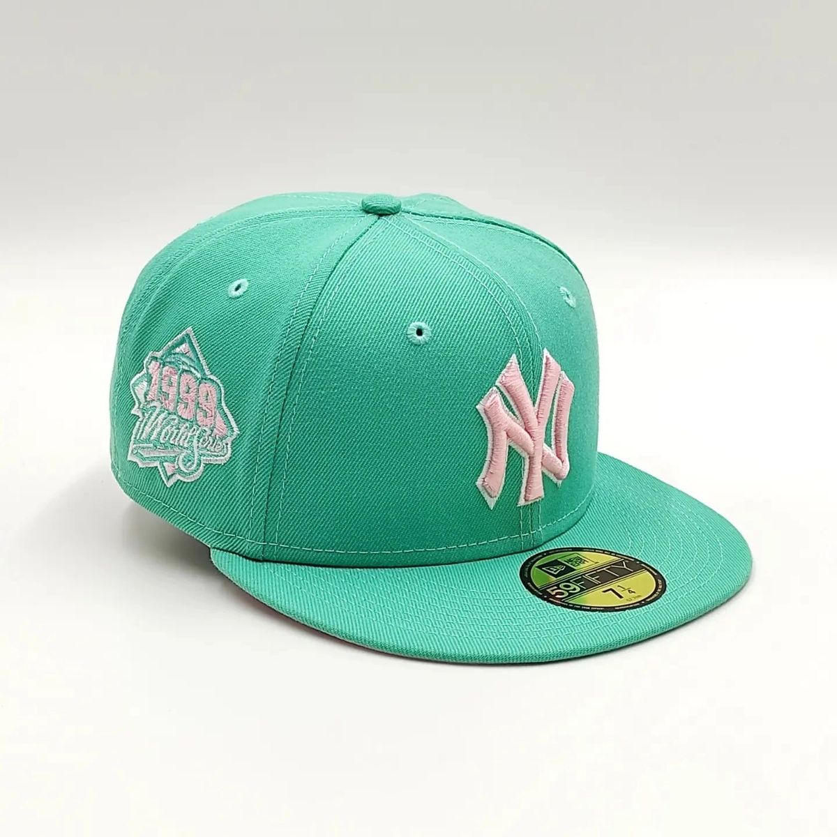 New York Yankees 1999 WORLD SERIES Exclusive New Era 59Fifty Fitted Hat - Teal/Pink Bottom