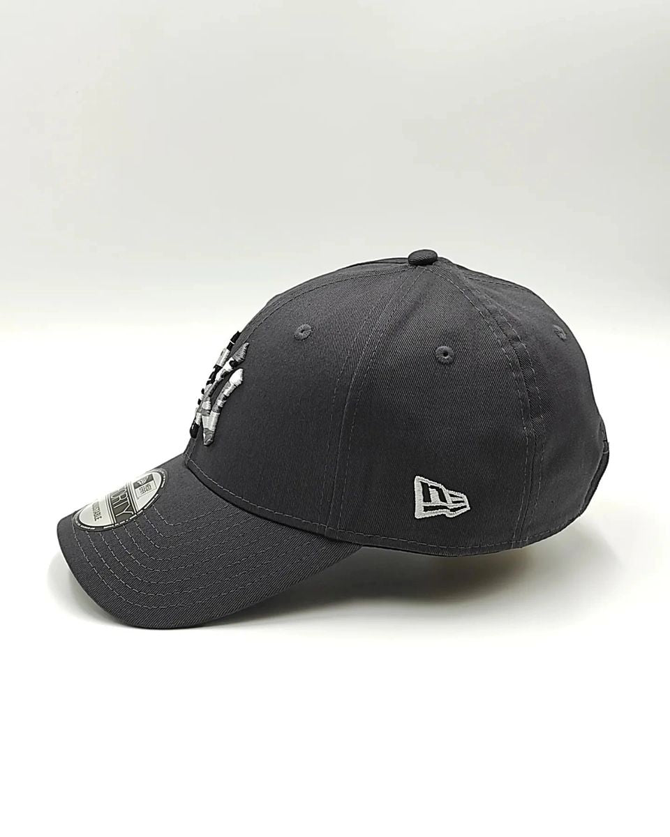 New Era New York Yankees logo camo