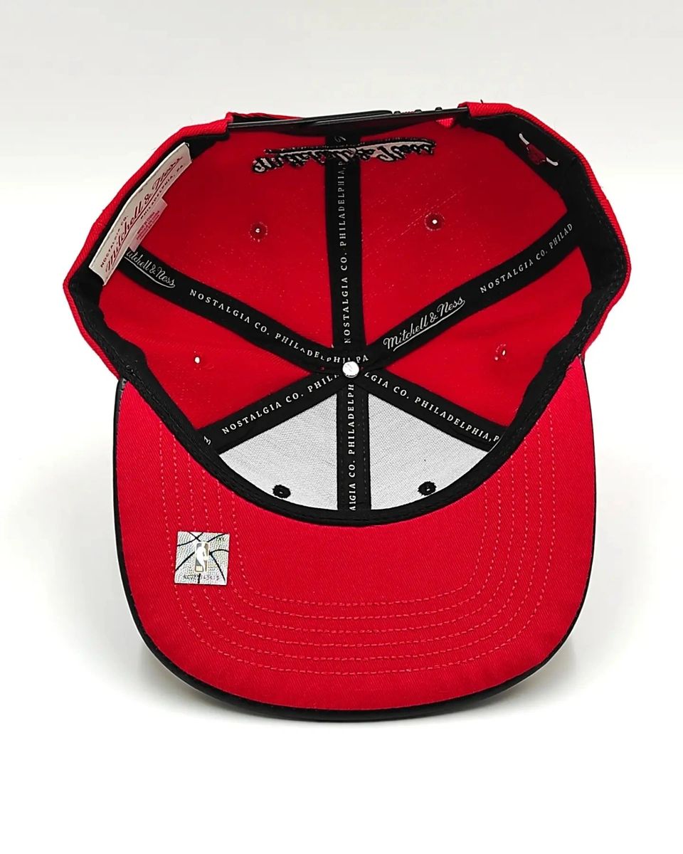 Gorra Chicago Bulls Air Jordan DAY ONE Snapback Mitchell & Ness NBA - Negro/Rojo