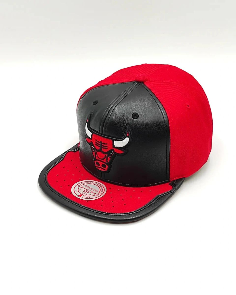 Gorra Chicago Bulls Air Jordan DAY ONE Snapback Mitchell & Ness NBA - Negro/Rojo