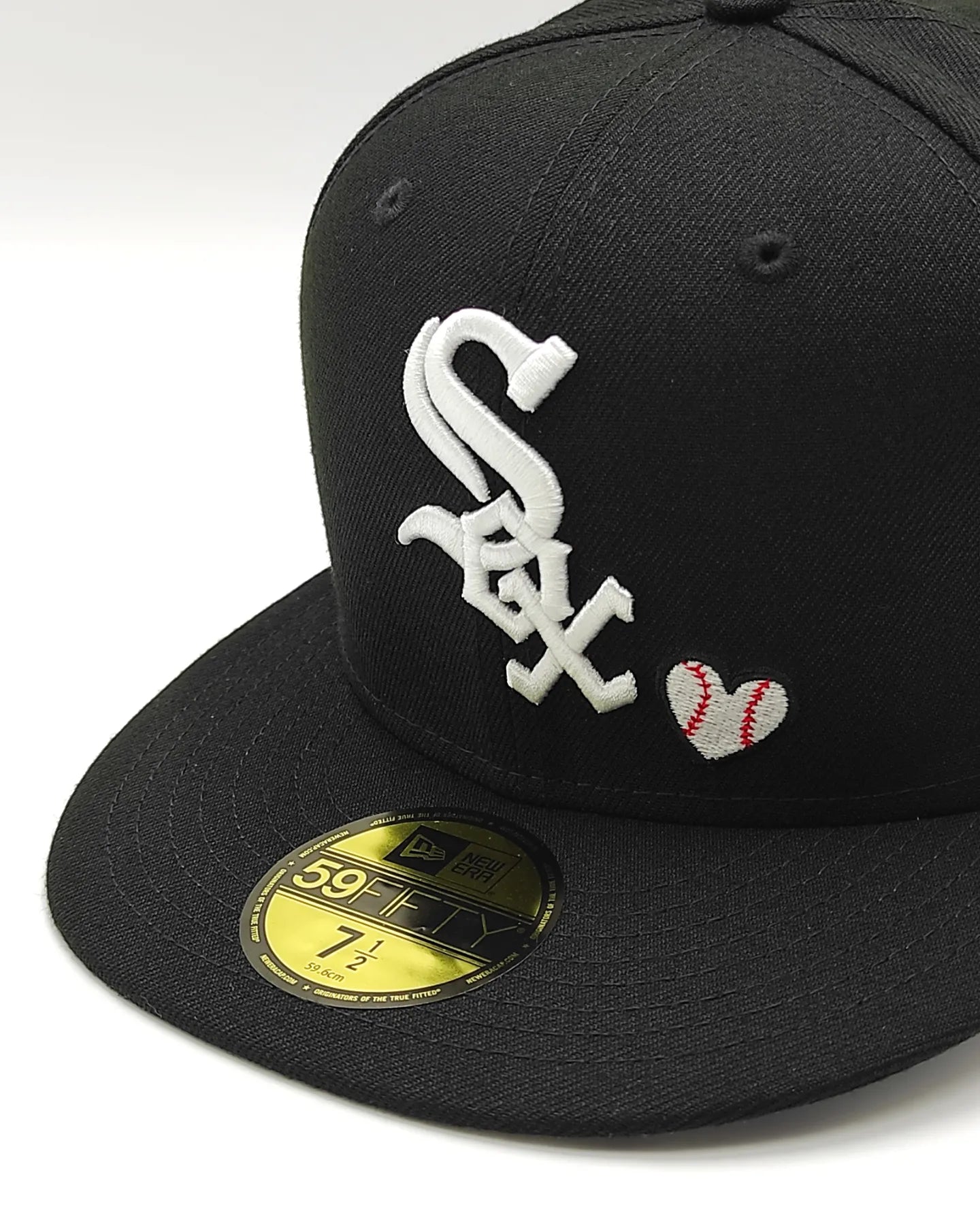 Chicago White Sox New Era Team Heart 59Fifty Fitted - Black, White, Red