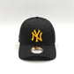 GORRA NEW ERA NY YANKEES 9FORTY NEGRO LOGO GOLD