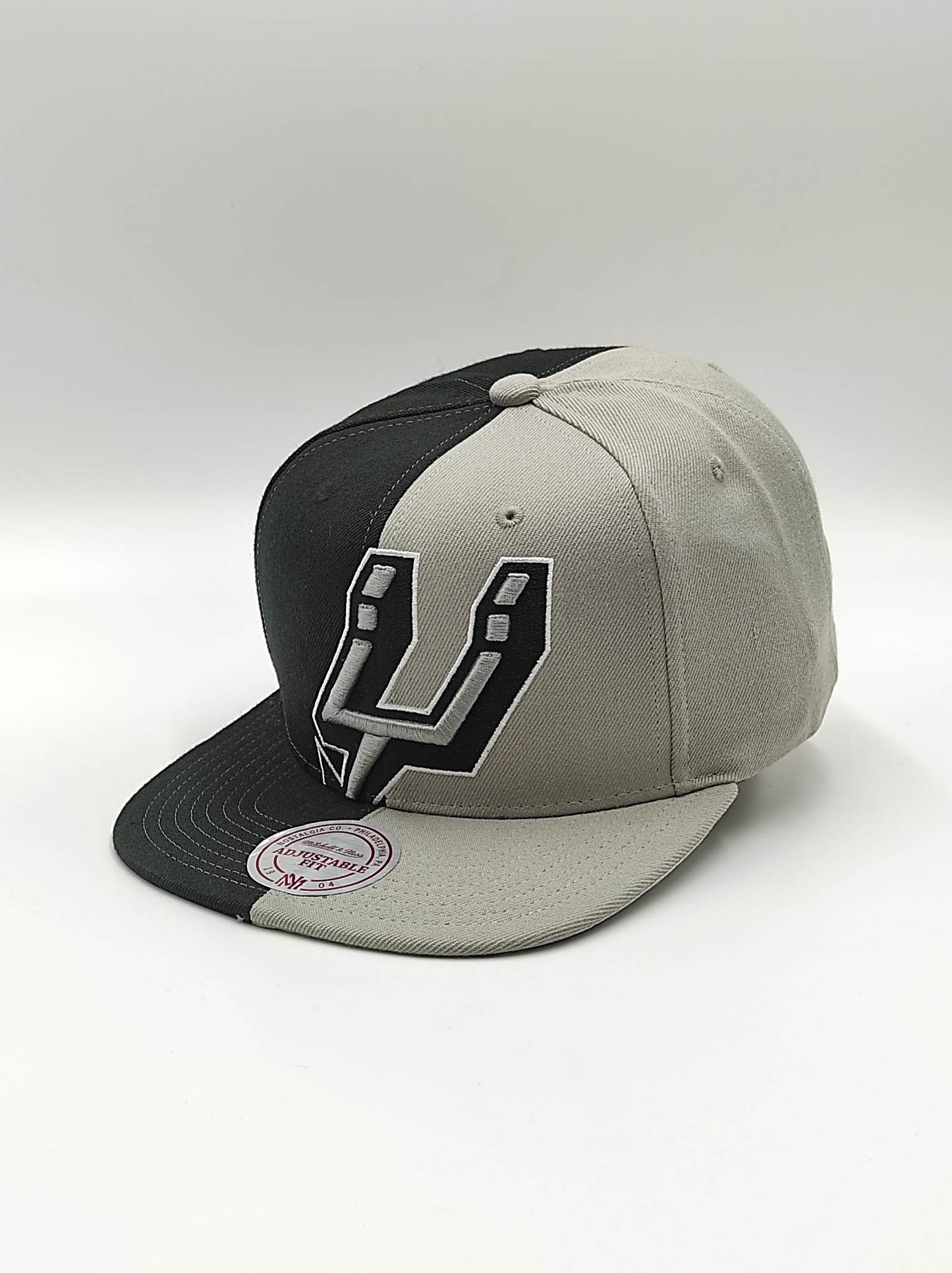 Mitchell and Ness San Antonio Spurs snapback