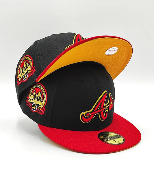 Exclusiva New Era 59Fifty Cool Fashion Atlanta Braves 40th Anniversary Patch Gold UV Alternate Hat - Black, Red, Gold