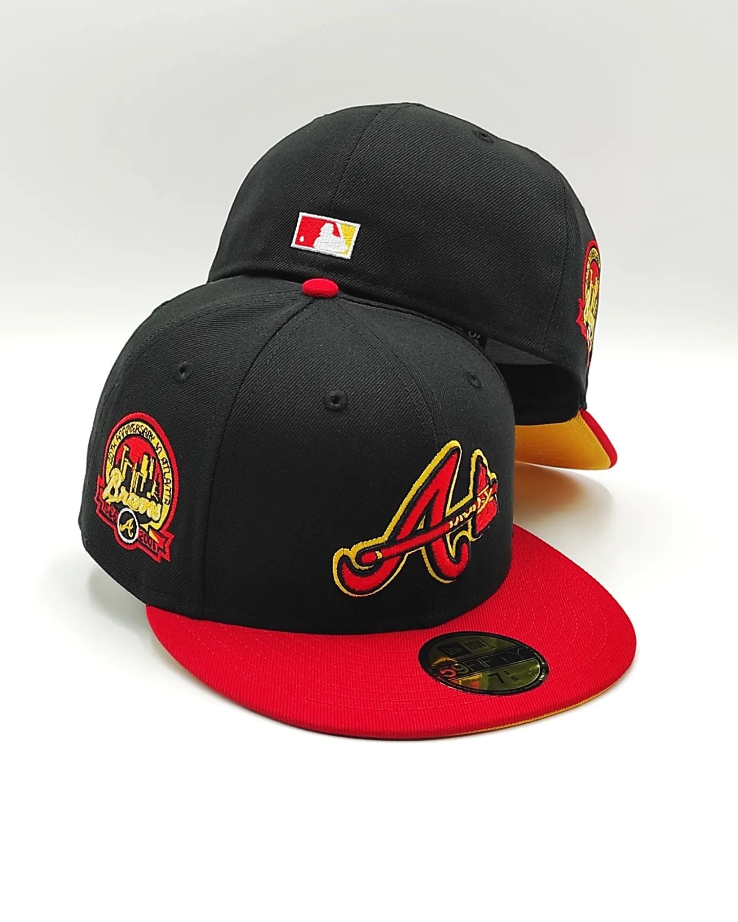 Exclusiva New Era 59Fifty Cool Fashion Atlanta Braves 40th Anniversary Patch Gold UV Alternate Hat - Black, Red, Gold