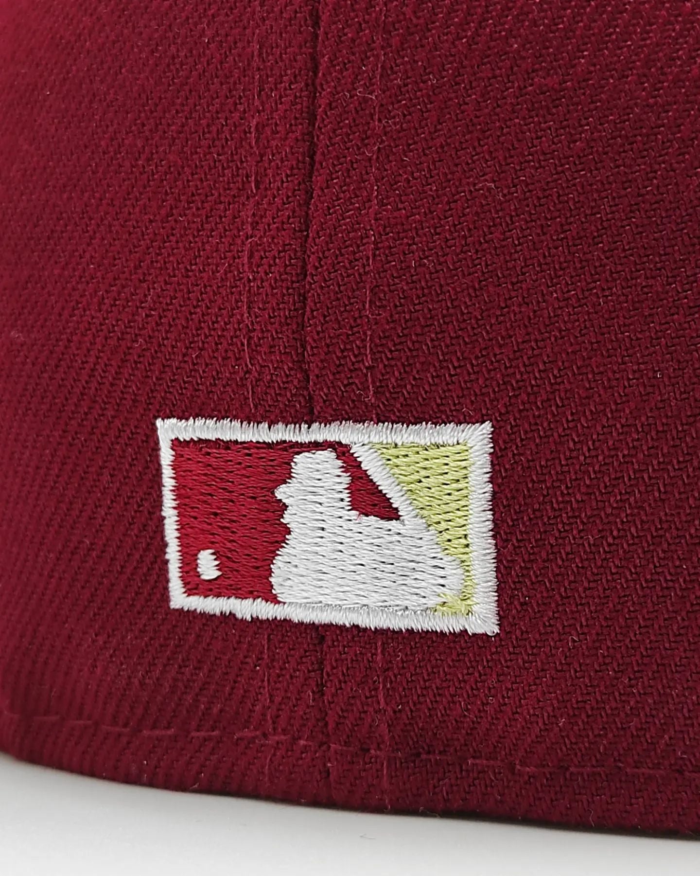 Exclusiva New Era 59fifty Beanpack New York Yankees  2000 World series parche / cardinal tan