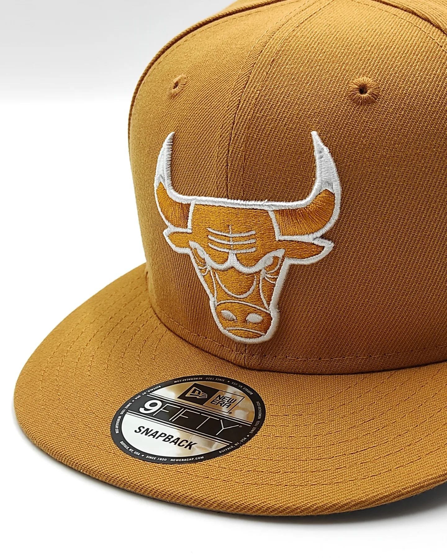 New Era Chicago Bulls 950 NBA panama tan