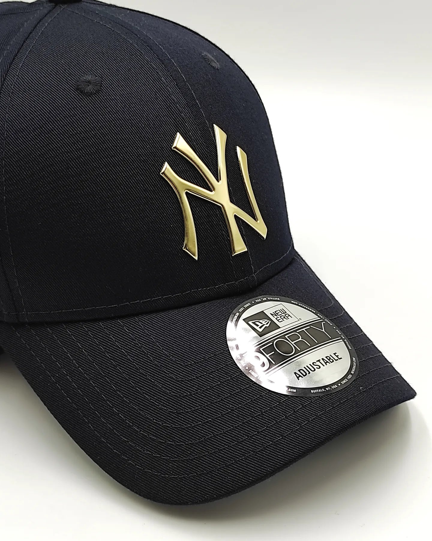 New Era New York Yankees 9forty foil logo
